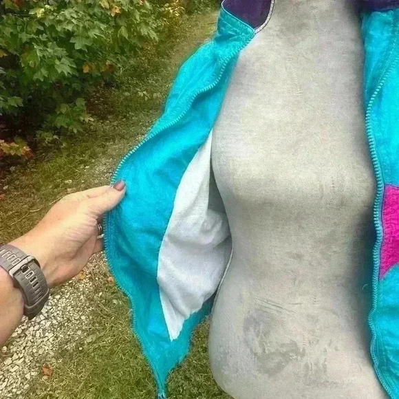 Vintage Puma wind breaker jacket. 80s fashion! Size M. Pink, blue, purple. Fun! - Picture 6 of 12